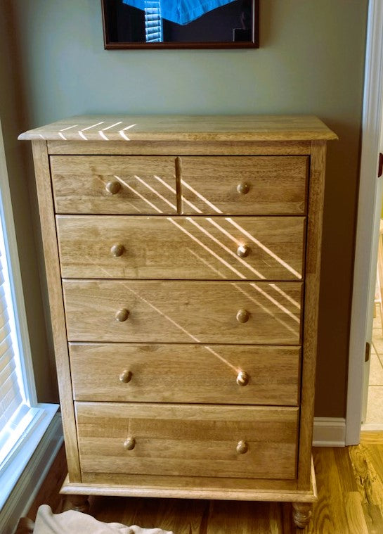 Cottage Chest of Drawers