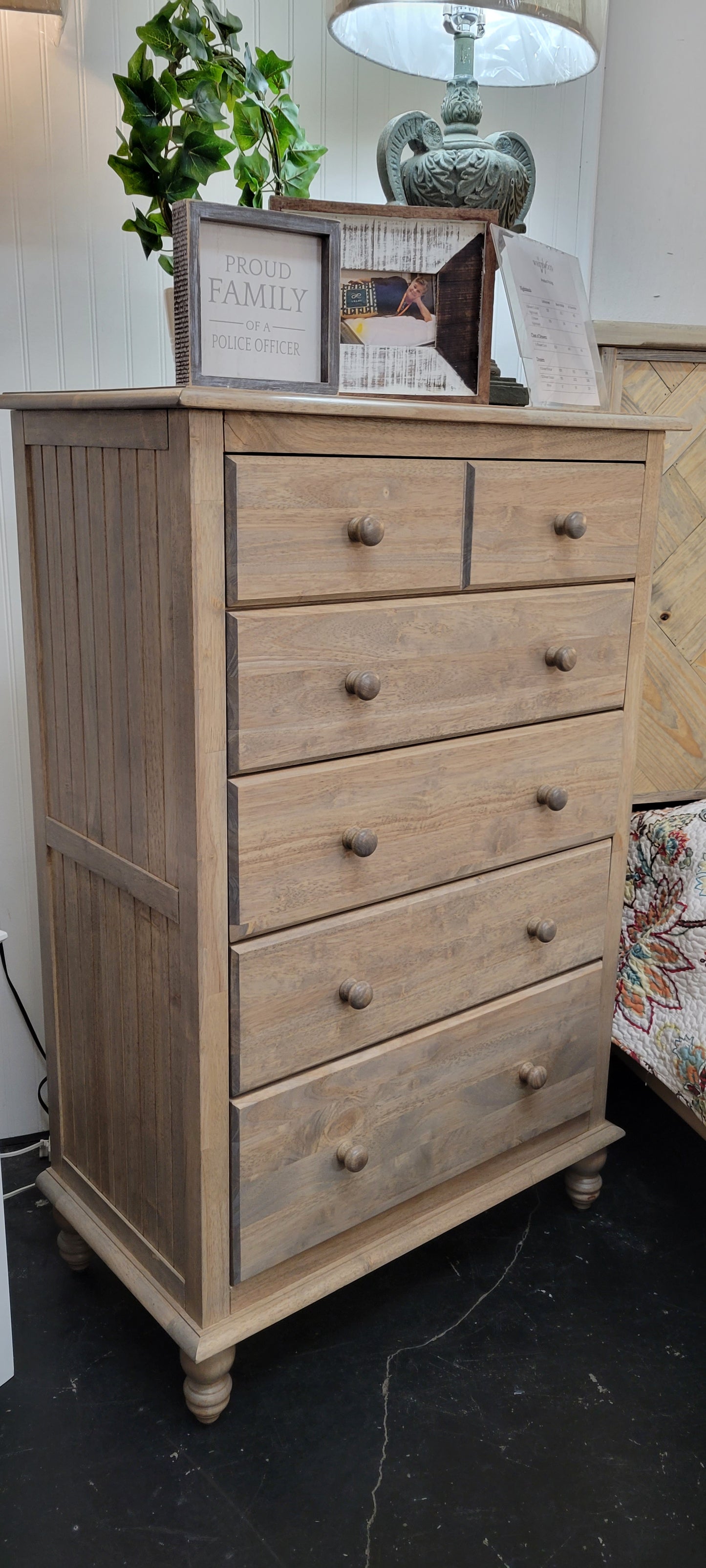 Cottage Chest of Drawers